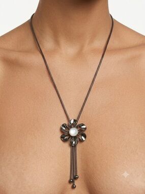 Charming Charlie Delicate Flower Pendant Necklace with Pearl Center - Gunmetal